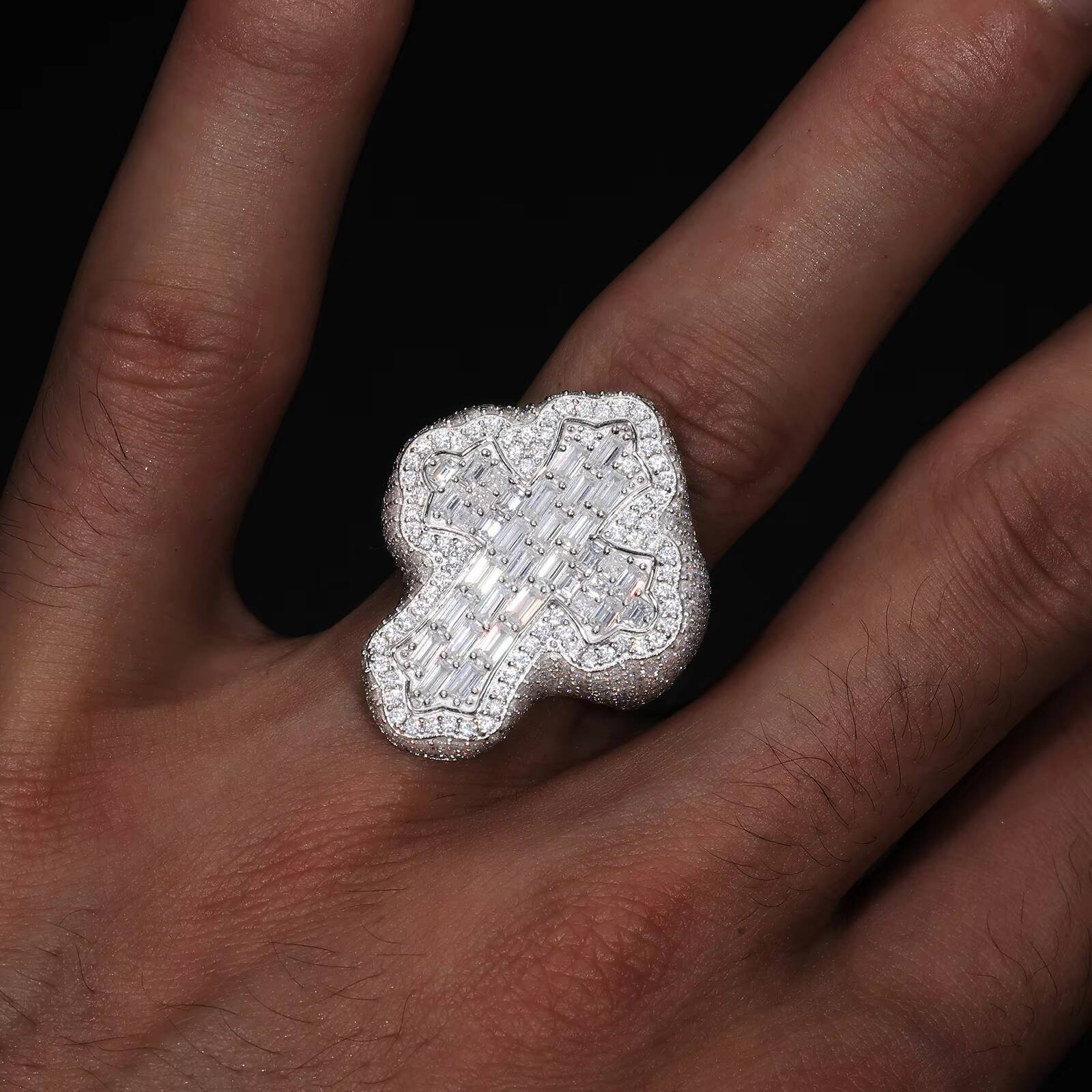 Hot Selling Pass Diamond Tester Hip Hop Jewelry 925 Sterling Silver VVS Baguette Moissanite Cross Ring With GRA Certificate