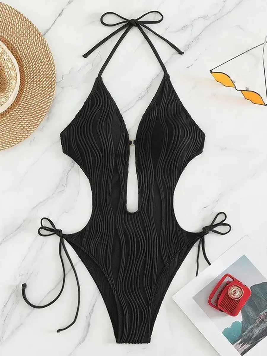 Sexy Halter V Neck Wrinkled Female Swimwear One Piece Swimsuit Women Backless Monokini High Leg Cut Bathing Suit Swim Beach WearT260318
