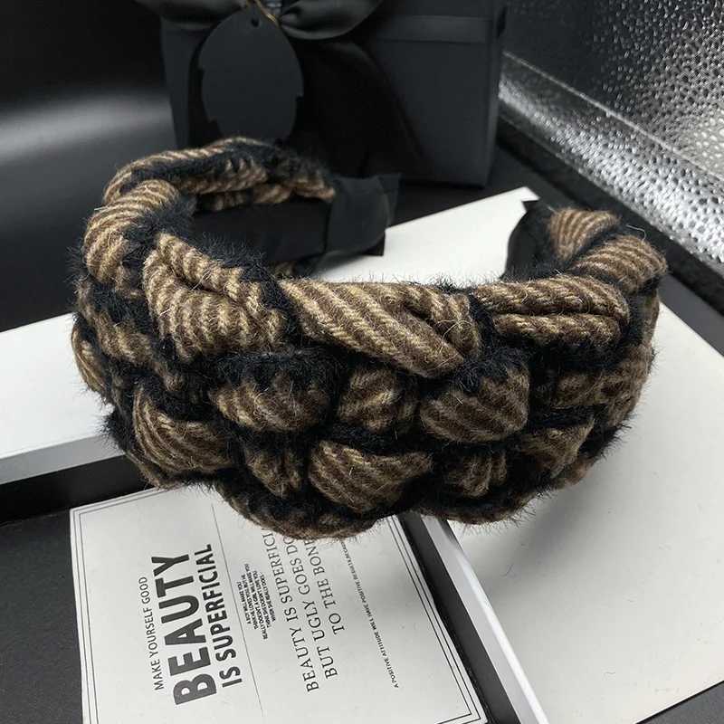 Striped headband for women with high cranial hair style and wide edge braided compression headband H260319