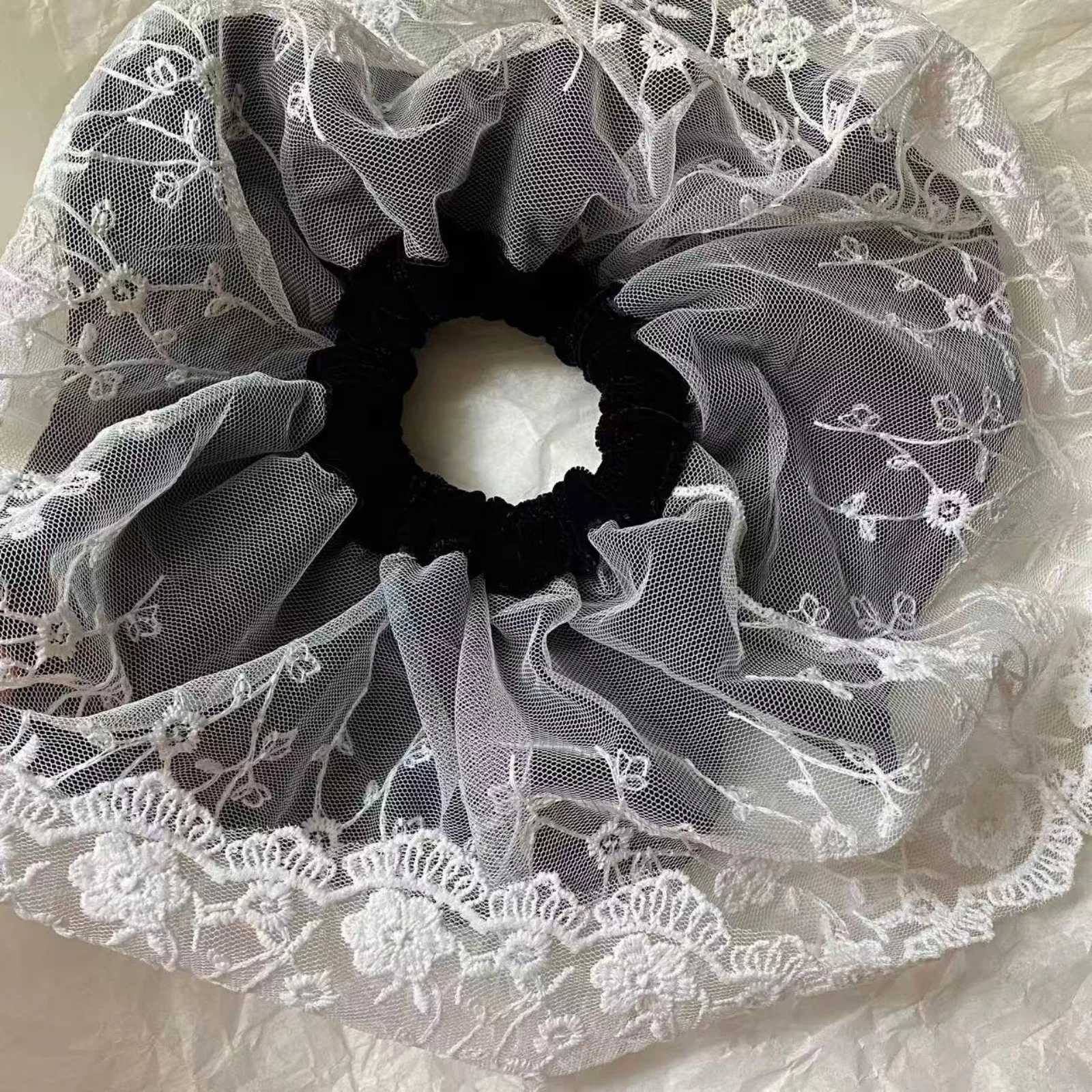 1PC Womens Autumn Winter Velvet Lace Hair Scrunchie Vintage Elegant Hair Accessory Elastic Hair Band Stylish Hair Decoration H260319