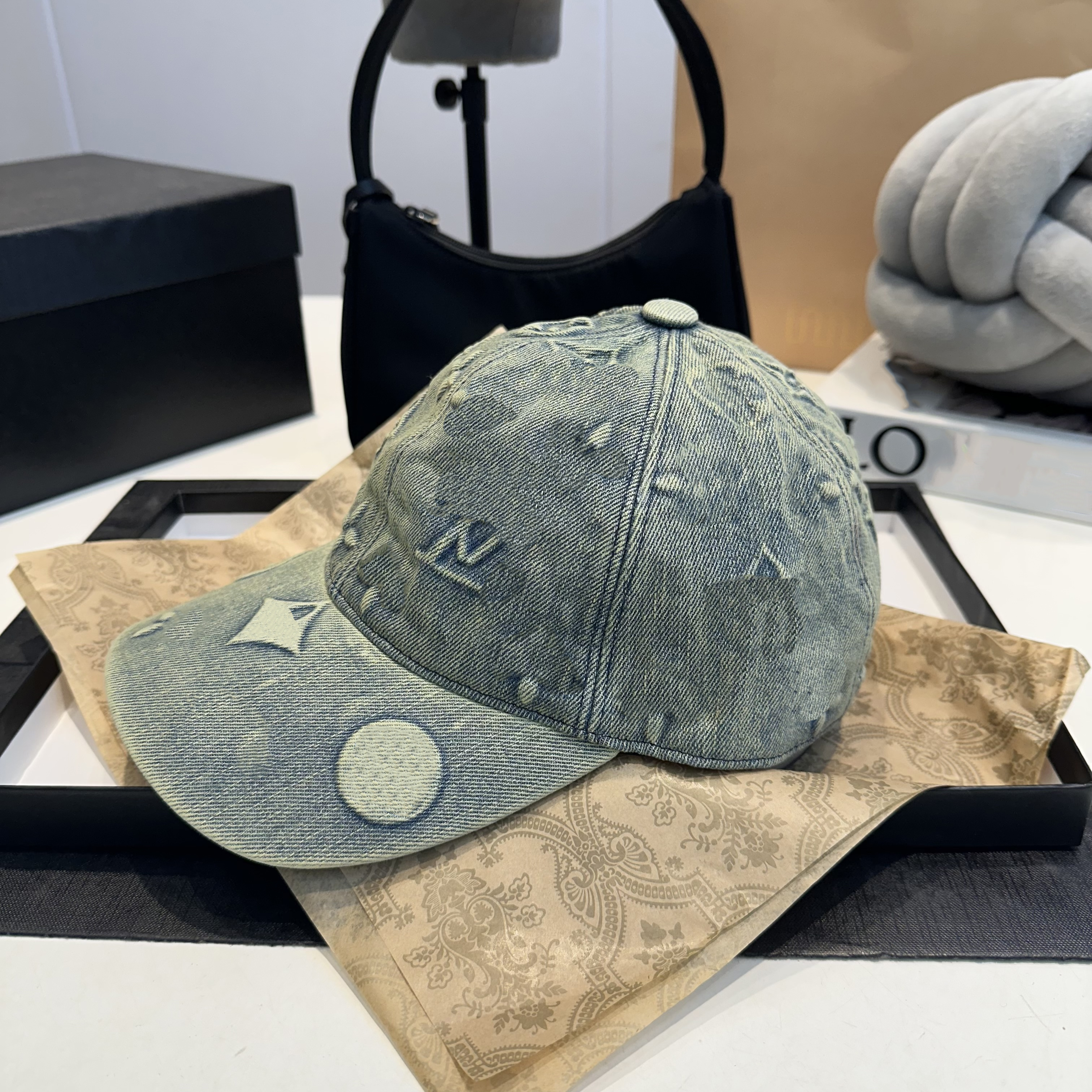 Designer Hat Men and Women Baseball Hats Luxury Classic Fashion Letter Gift Sunshade Outdoor Strap Original Box TT