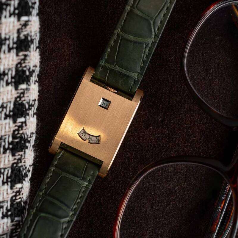 Square genuine men's retro 2025 new style light luxury gift high quality trend fashion gold simple quartz watch 26W0319