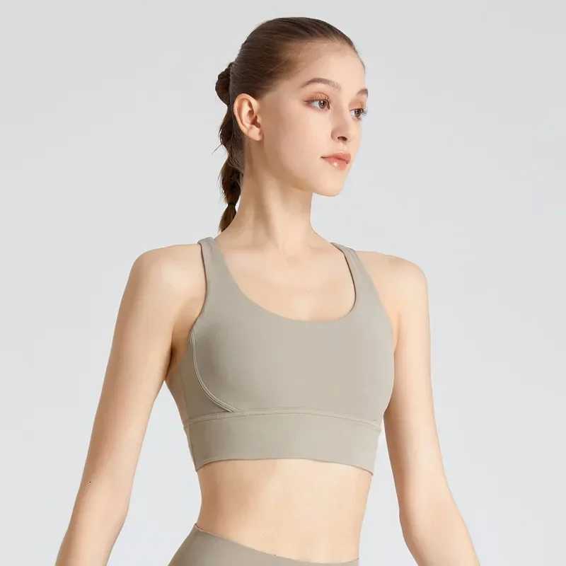 Women Fitness Yoga Bras Cross Back Yoga Bra Tops Shockproof Breathable Quick-Drying Workout Vest Running Fitness Crop Tops Z20260319