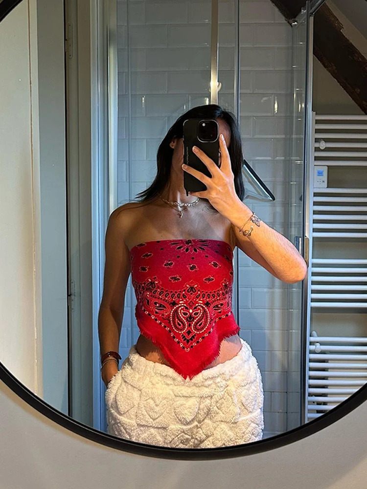 Paisley Print Fringed Bandana Scarf Jacquard Fringed Lightweight Knit 2026 Spring Elegant Women Accessory Chic Boho Lady Scarfs 260318