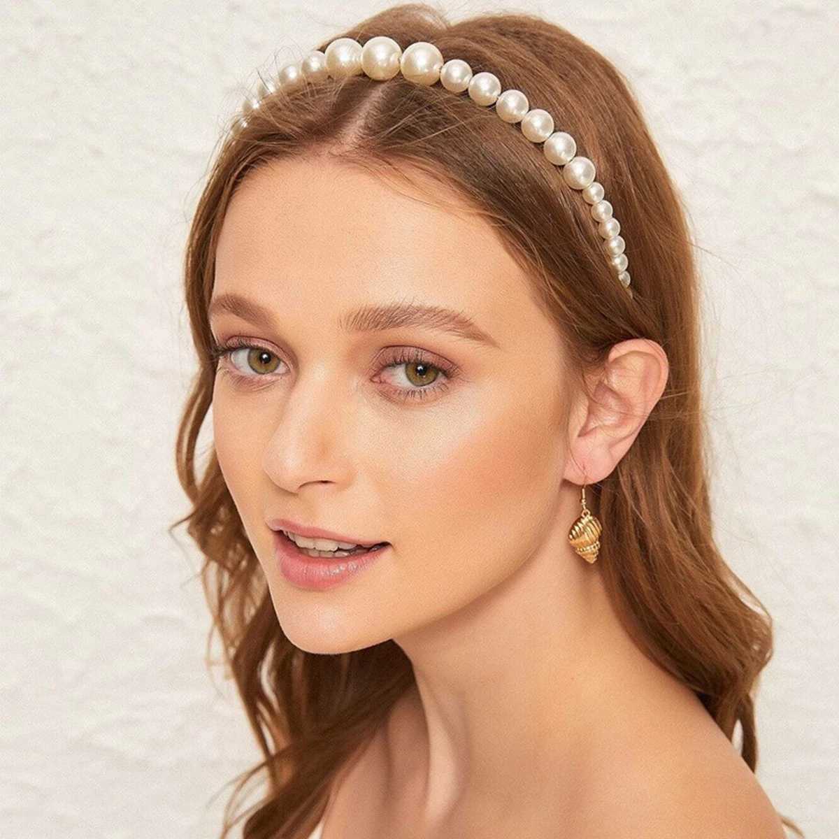 4-Piece Set of Fashionable and Simple Fairy-Like Pearl Headbands Versatile Hair Accessories for Women Suitable for Daily Casual Wear and Dress Outfits