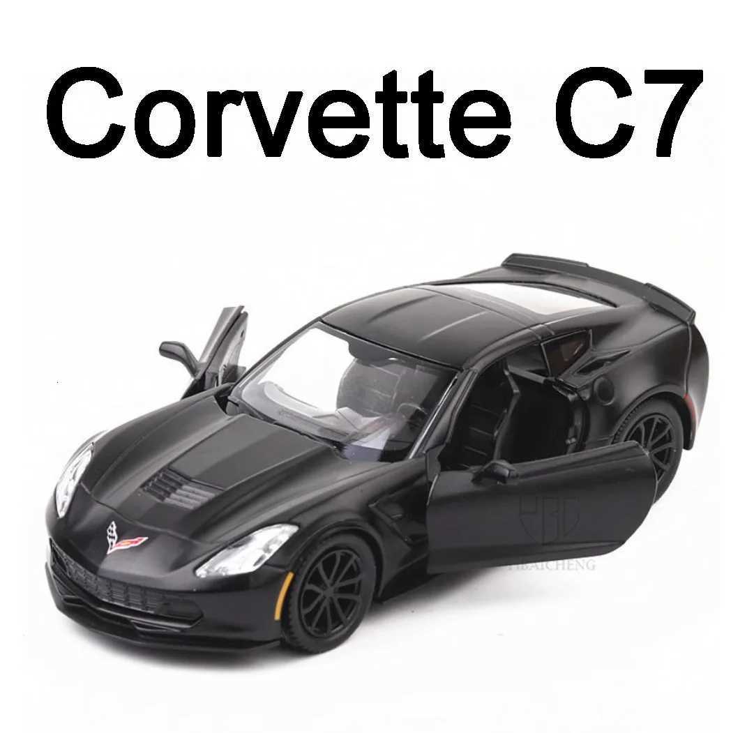 1/36 Scale Moeles Chevrolet Corvette C7 Alloy Diecast Car Model Toys For Boy Gifts Metal Car Models With Pull Back Vehicles Y260319