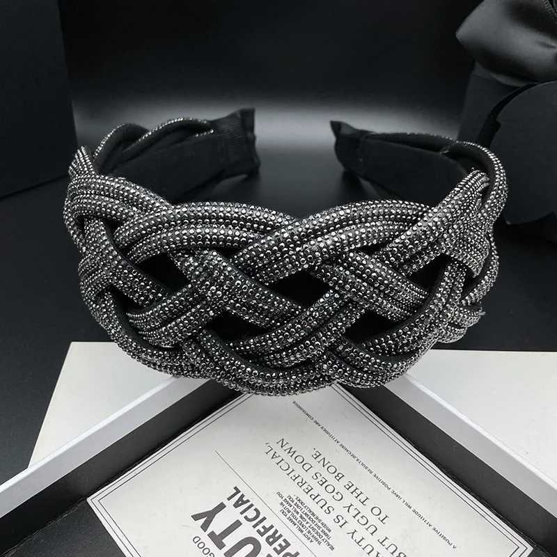 Fashionable heavy-duty diamond-encrusted hairpin and headband with high crown perfect for shopping and styling hair H260319