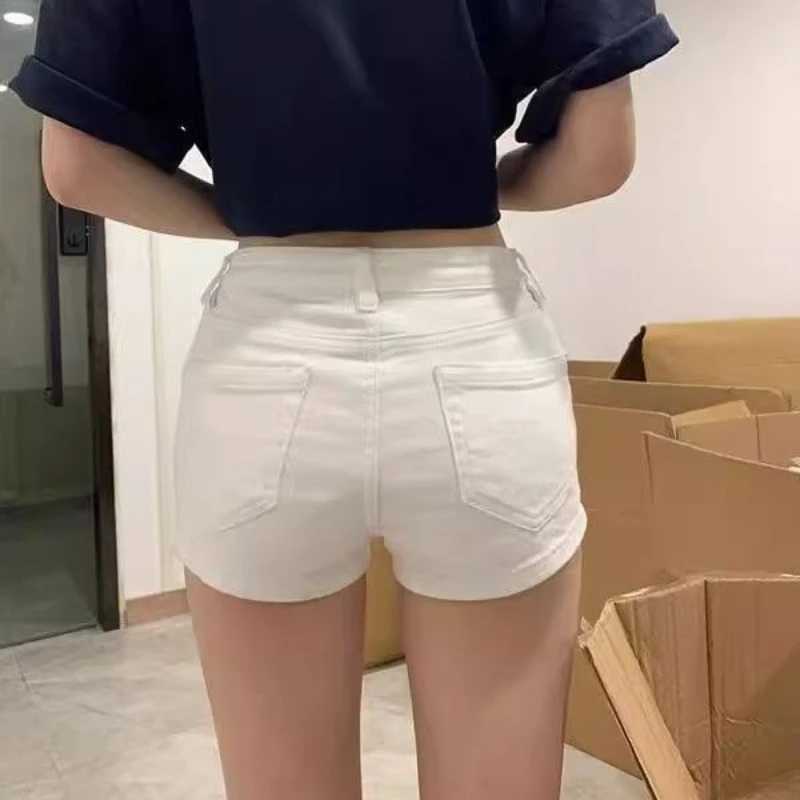 Spring Summer High Eleatic Denim Shorts Women Slim Skinny Jeans Short Pants Fashion White Hot Shorts Girls Casual Denim Shorts M260319