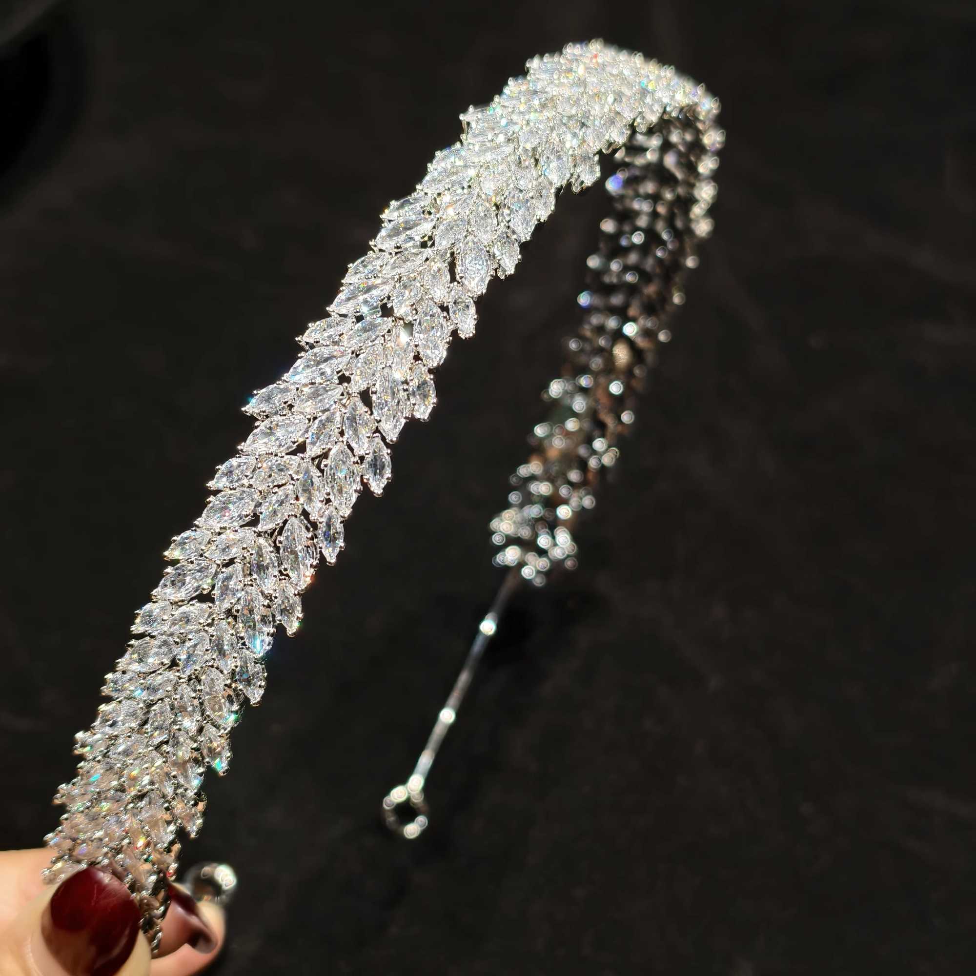 Luxury Bridal Headband For Wedding Hair Accessories Zirconia CZ Bride Tiaras For Women 15 Years Prom Wedding Hairband Headddress H260319