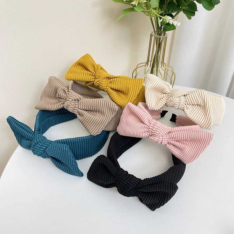 New Knitted Stripe Butterfly Tie Hair Hoop Womens Creative Solid Color Rabbit Ears Wide Edge Headband Press Hair Clip H260319