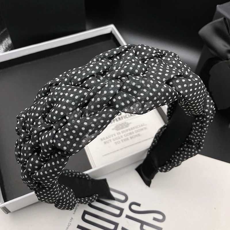 Temperament Spring/Summer New Style Hair Strap Womens Fashion High Headtop Wave Point Headpiece Show Face Small Shopping Press H260319