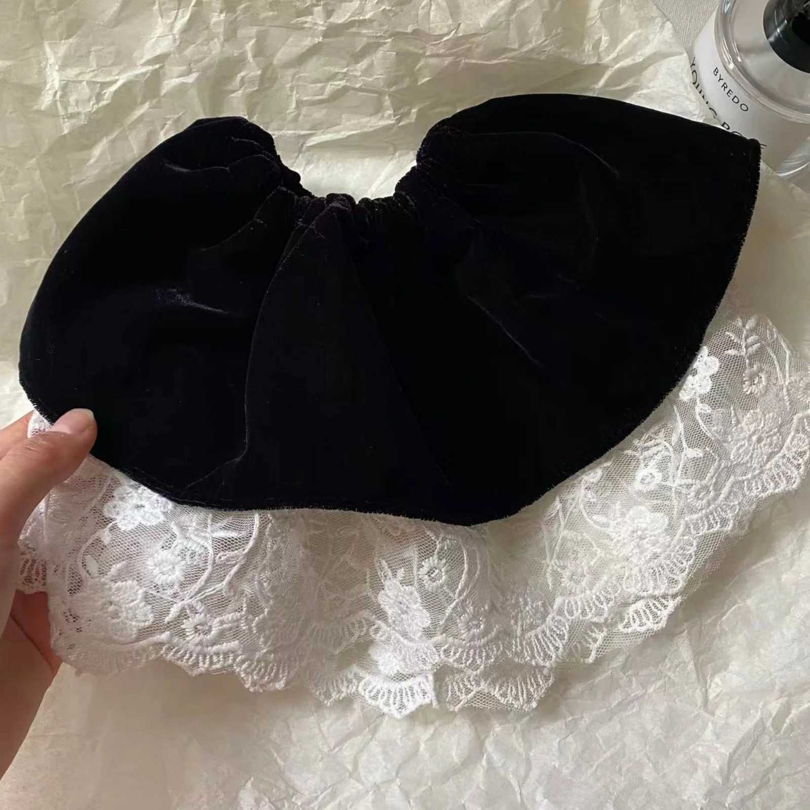 1PC Womens Autumn Winter Velvet Lace Hair Scrunchie Vintage Elegant Hair Accessory Elastic Hair Band Stylish Hair Decoration H260319