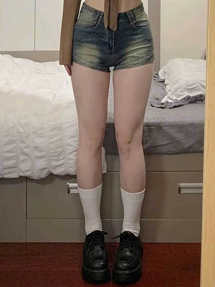 Summer Women Korean Retro Sexy Thin Hot Denim Shorts Jeans Lady Mini Pants Girls Tight Elastic High Street Ultra Short Jeans M260319