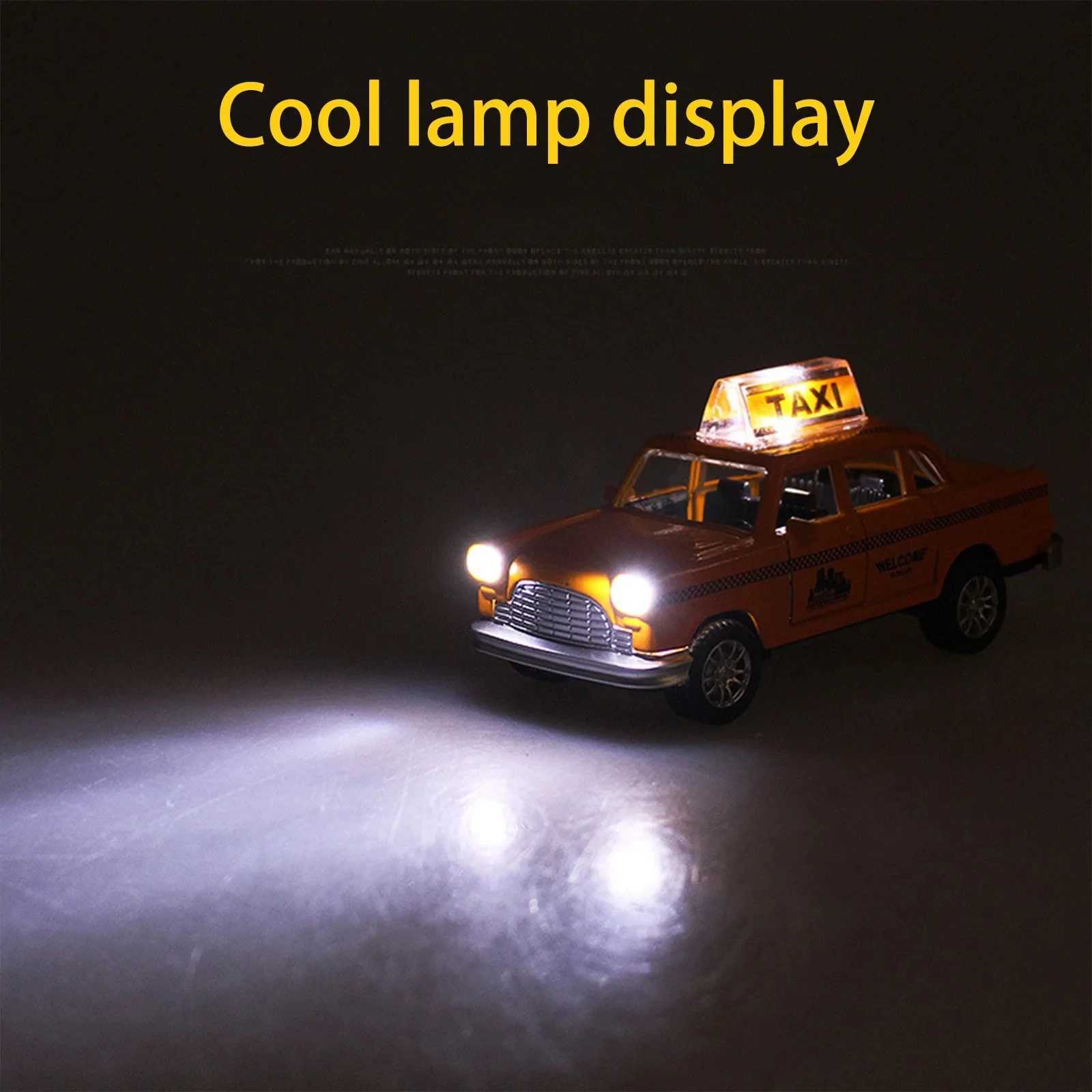 1/32 Diecast Retro Taxi Alloy Car Toy with Light Sound Collectible Mini Model Vehicle Gift for Boys Girls Kids Y260319
