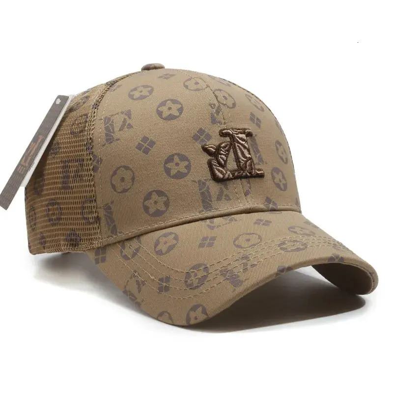Light Luxury Designer Style Cap Men Adjustment Baseball Hats High Quality Women Fitted Caps Fashion Fedora Embroidery Letters Stripes For both men and