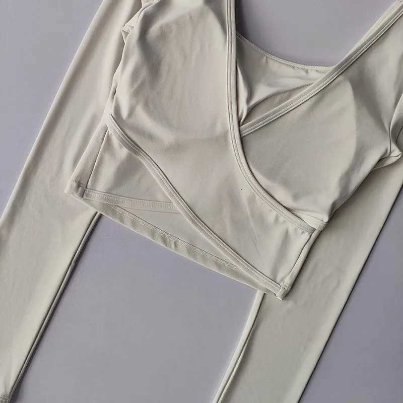 Autumn Slimming Long Sleeved Yoga Top Crossed Back with Fixed Chest Pads for Sports Running Fitness Tight Fitting Shirt Z20260319