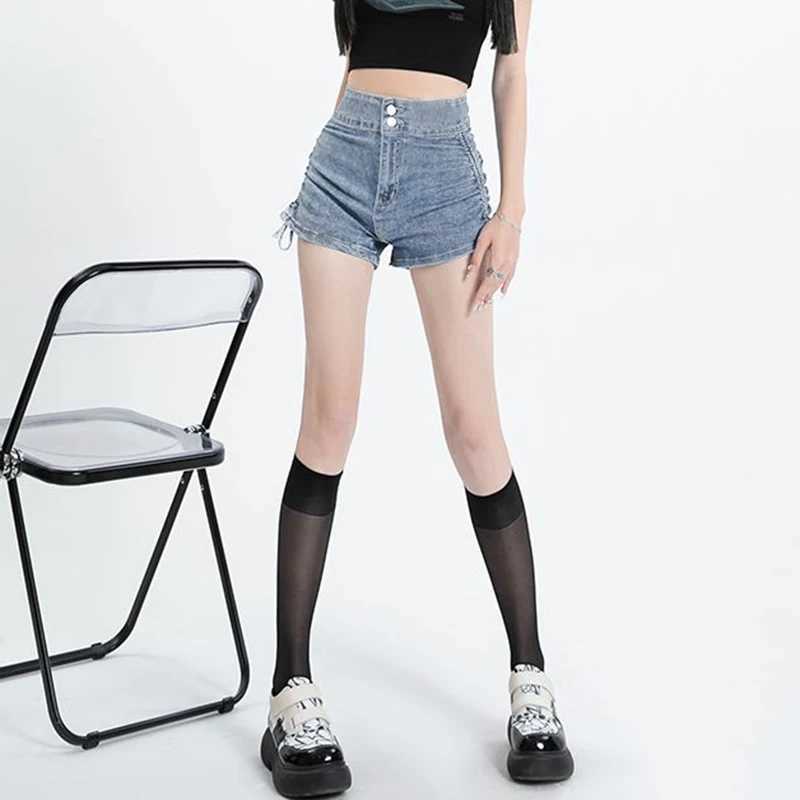 2026 Summer Ins Fashion Designer Women Jeans Lady High Waist Thin Blue Denim Shorts Female Chic A-Line Short Pants M260319