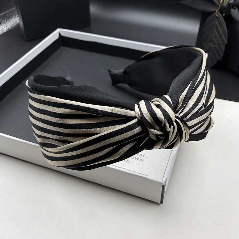 High skull top hairpin hoop womens fashion striped fabric adult outer bound headdress wide edge hairpin hoop H260319