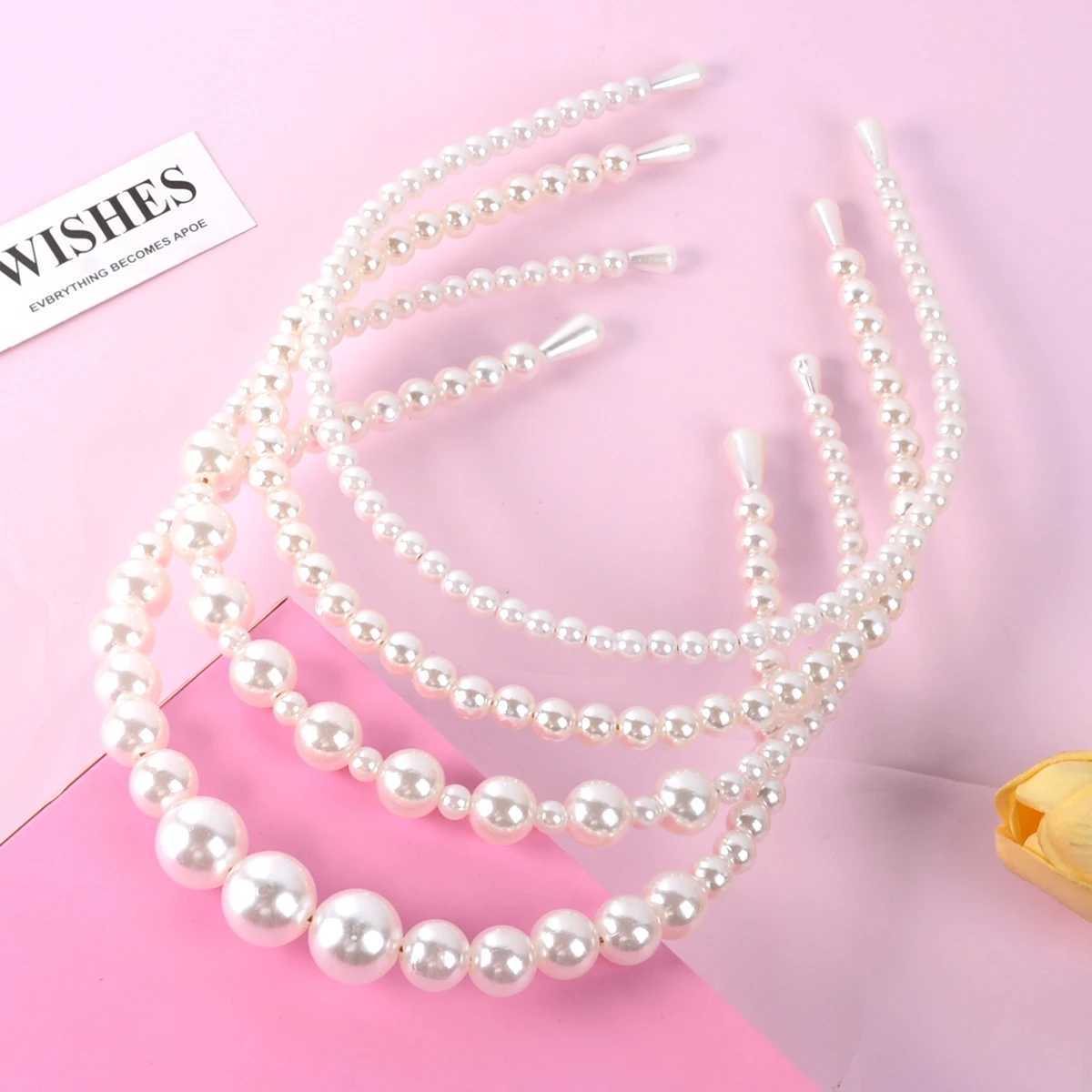 4-Piece Set of Fashionable and Simple Fairy-Like Pearl Headbands Versatile Hair Accessories for Women Suitable for Daily Casual Wear and Dress Outfits