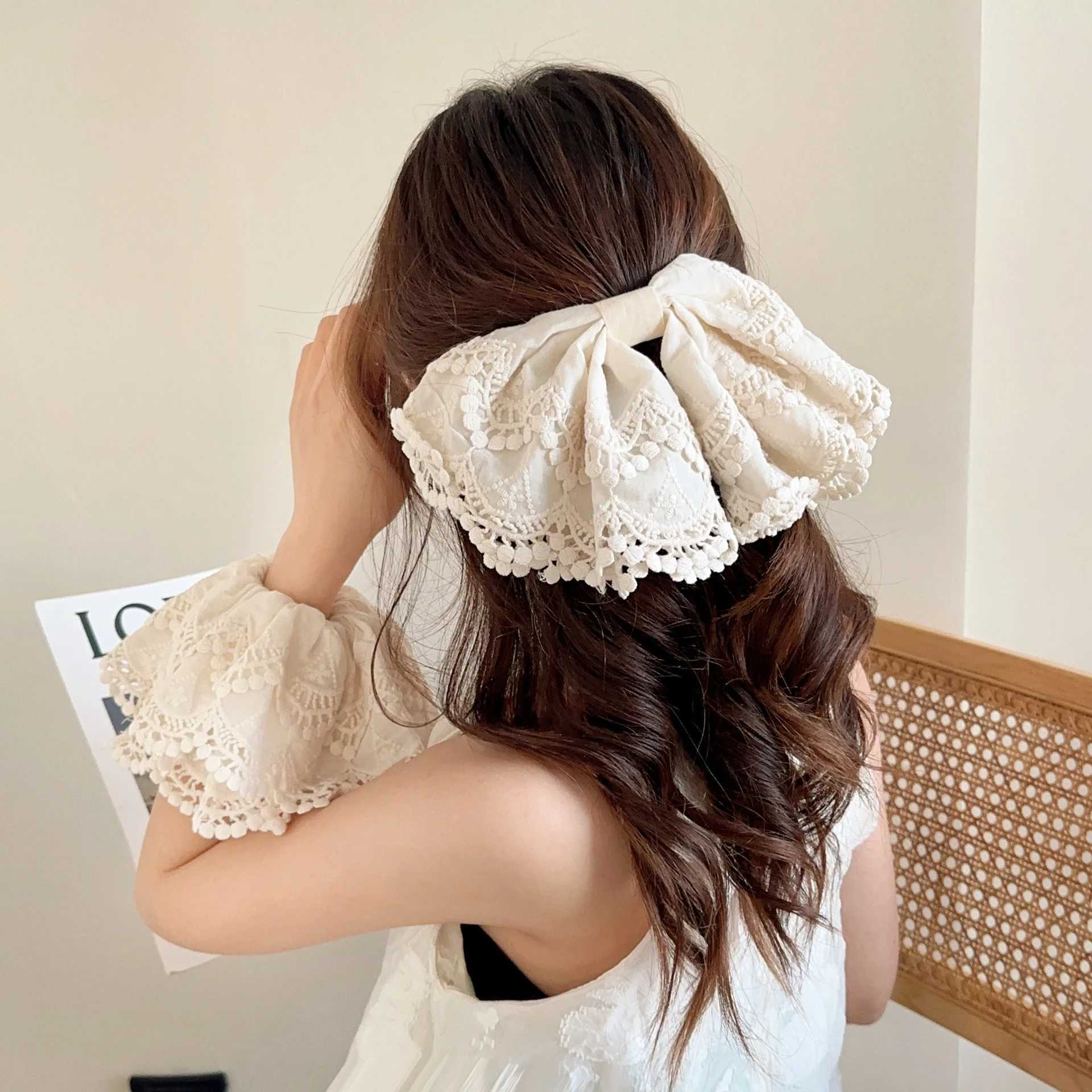 Korean Style Beige Floral Embroidery Lace Bowknot Hair Clip Fashion Sweet Chic Girls Barrettes Female Party Headdress Hairpins H260319