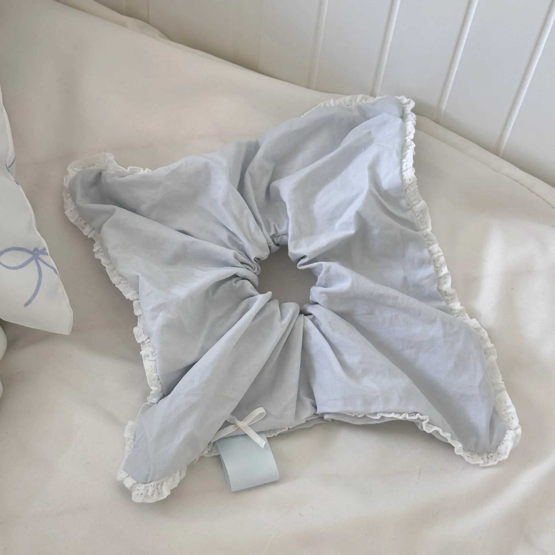 Ladies Nice Scrunchies Cute Pure Lace Light Blue Hair Band Sweet Large Intestine Band Sweet Hair Rope Sweet Style Hair Accessory H260319