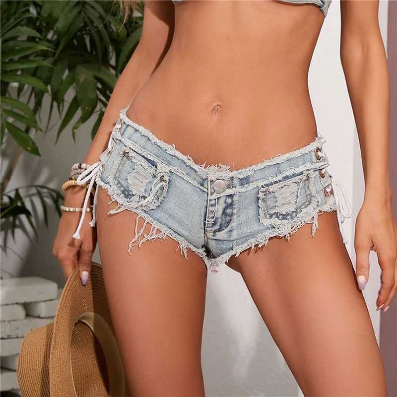 New Korean Summer European American Fashion Sexy Low Waist Ripped Rough Edge Womens Denim Shorts Slim Fit Slimming Hot Pants M260319