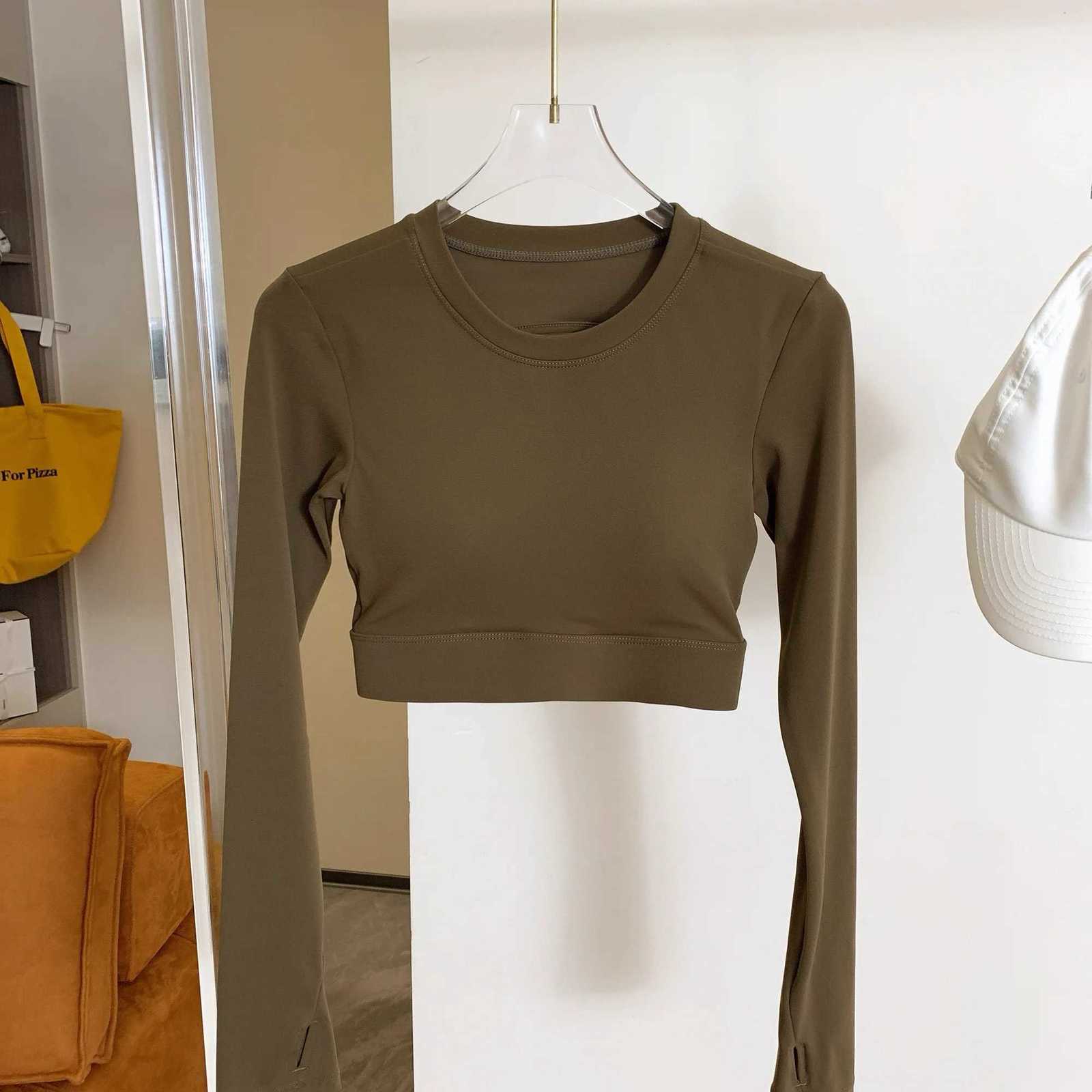 Womens Sports Top with Built-in Bra Backless Yoga Wear Running Training Professional Pilates Fitness Clothing Long Sleeve Z20260319