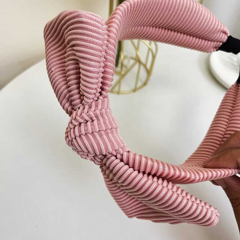 New Knitted Stripe Butterfly Tie Hair Hoop Womens Creative Solid Color Rabbit Ears Wide Edge Headband Press Hair Clip H260319