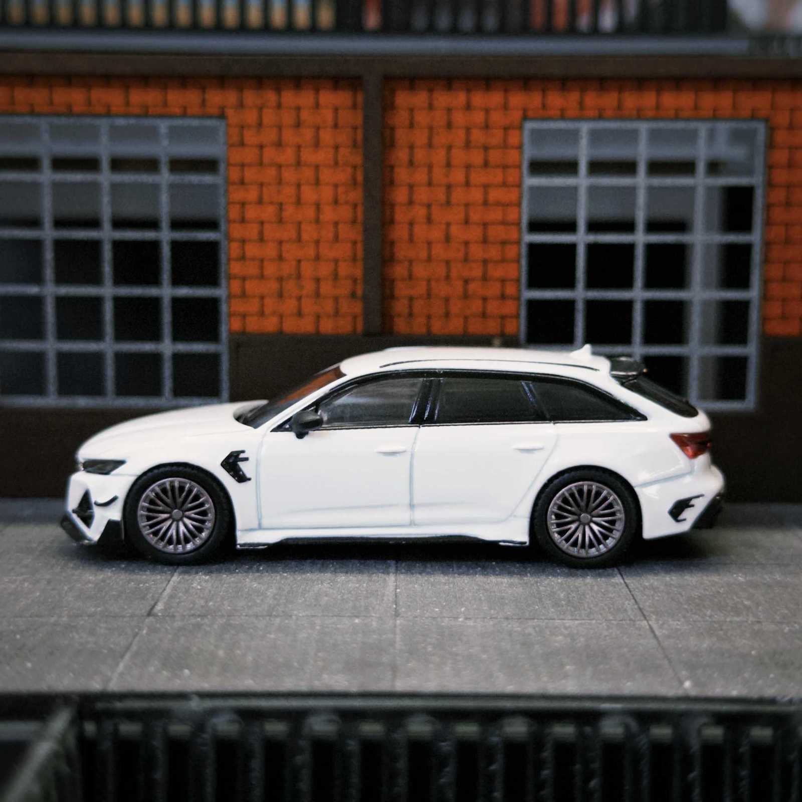 MGT 1/64 RS6 ABT Alloy Diecast Model Car Collection Toy Station Vehicle Gift For Adults Without packaging Y260319