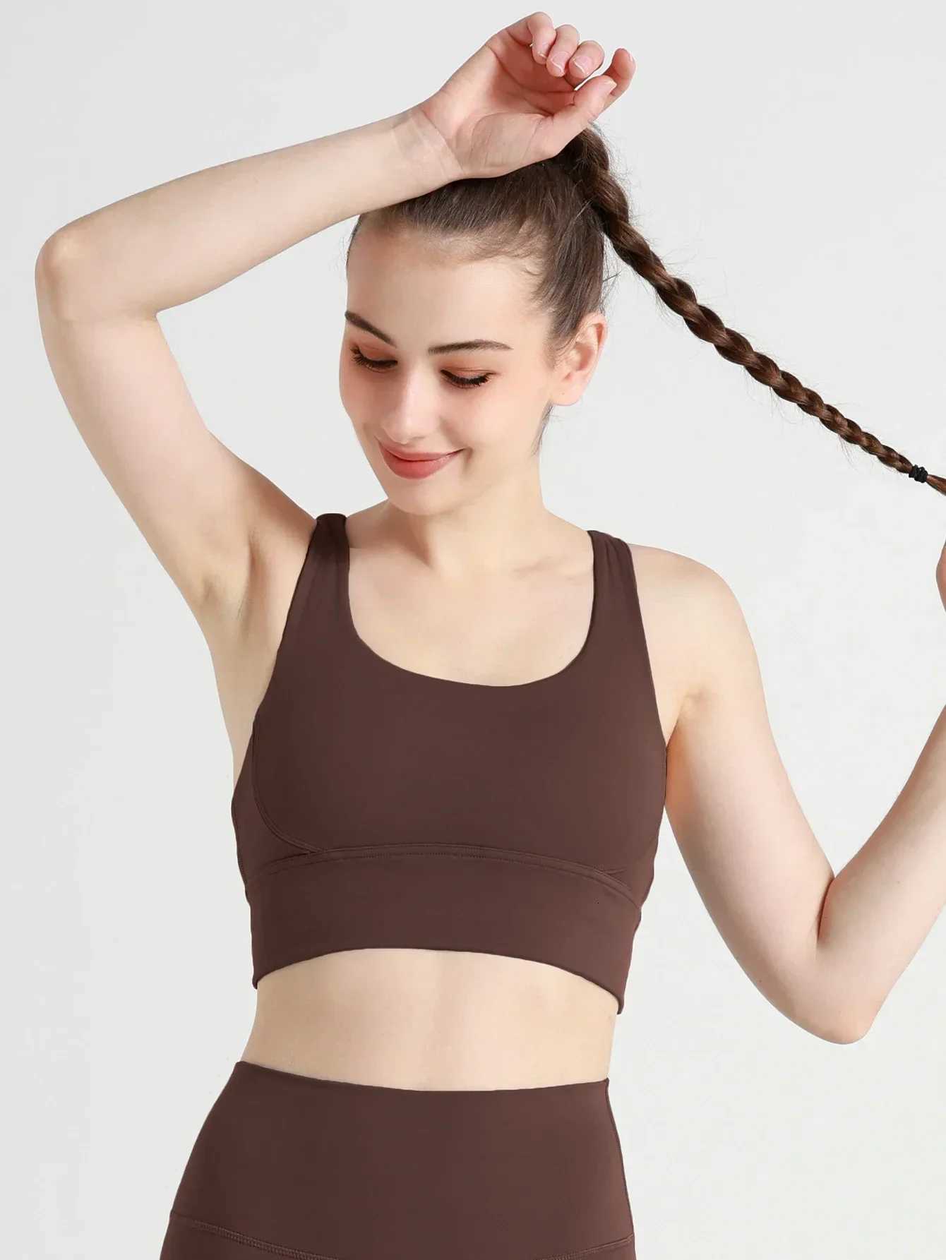 High Elastic Women Fitness Yoga Bras Fashion Cross Strap Beautiful Back Shockproof Yoga Top for Running Fitness Cycling Outdoor Z20260319