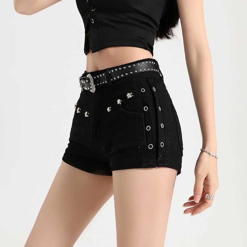 Hip Enhancing Tight Denim Super Short Shorts Women Low Rise Studded Slim Hot M260319