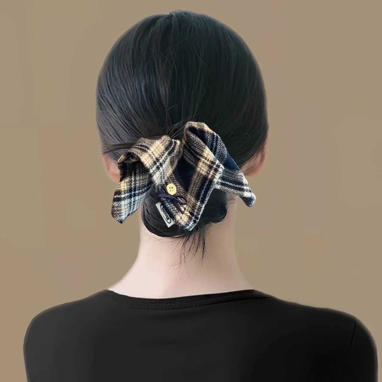 1PC Plaid Scrunchie With Button-Vintage Checkered Hair Tie For Women Autumn Winter Casual Fashion Accessory H260319