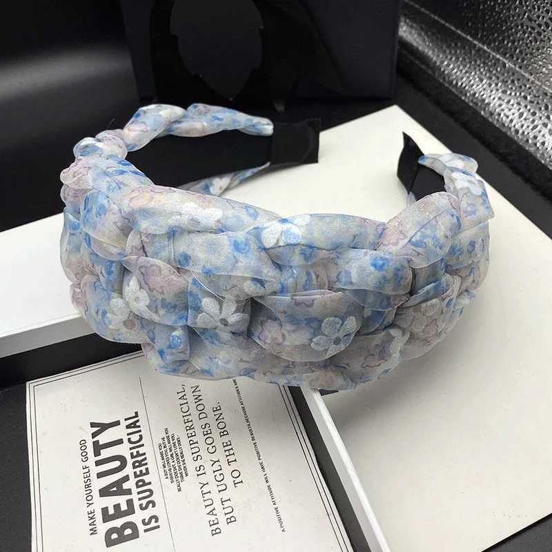 Korean new temperament hair clip womens fashionable braided high skull headband wide edge compression headband H260319