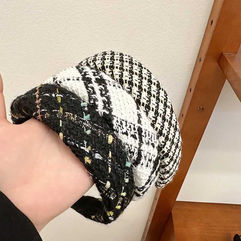 Korean version black white checkered retro sponge hair hoop fashionable hundred straps headband new hair accessories for women H260319