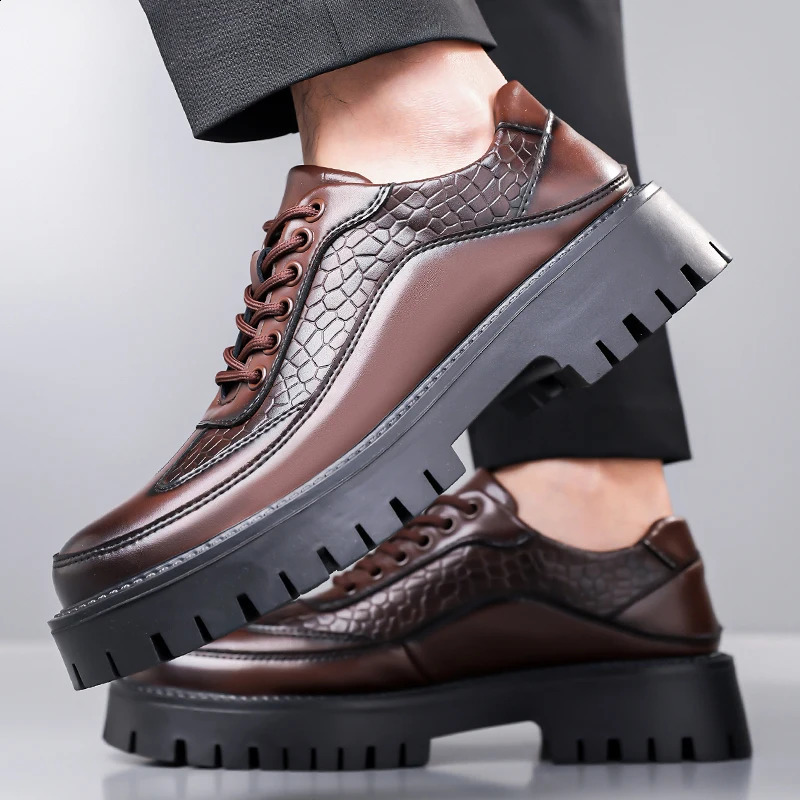 Retro Brown Mens Banquet Leather Shoes Thick Soled Wear-resistant Work Shoes Classic Mens Business Dress Shoes 260316