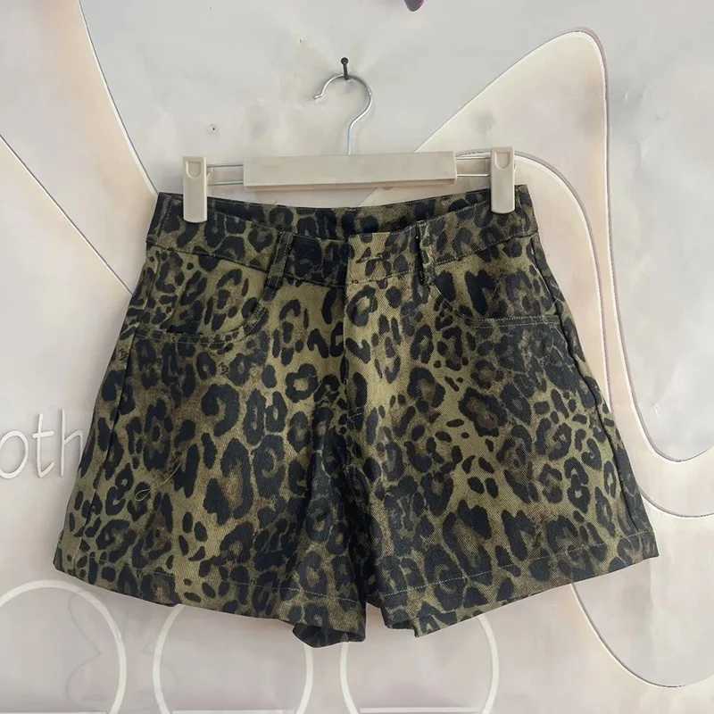 2026 Summer Girls Leopard Printed High Waist Jeans Female Skinny Thin Shorts Hot Sale Lady Sexy Fashion Short Pants M260319