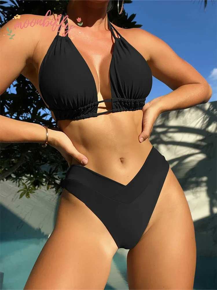 Plus Size Beach Bikini Black Sexy Halter Bikini Push Up Swimsuit 2 Piece Bikini Sets Summer Women Swimwear Bathing SuitsT260318