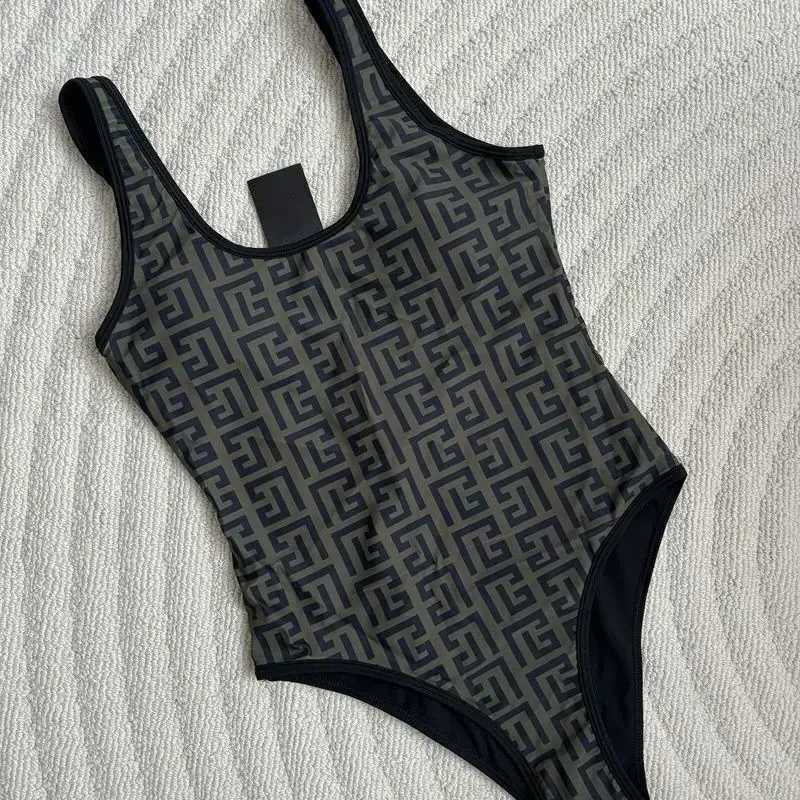 2025 New fashion beach casual womens two-piece swimsuit set sexy backless halter print swimsuit setT260318