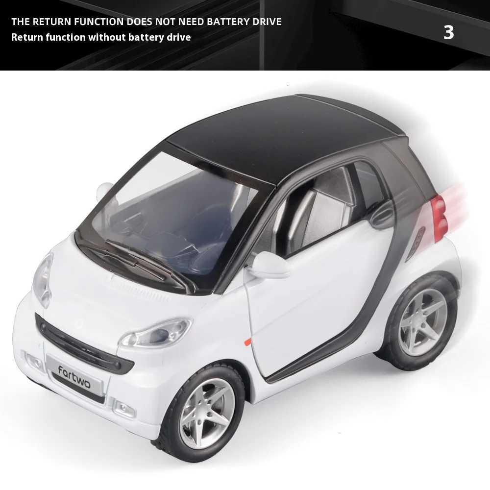 132 Mini Version Smart Alloy Childrens Toy Car Boy Cute Car Model With Simulated Sound and Light Door Opening Y260319
