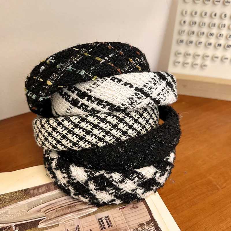 Korean version black white checkered retro sponge hair hoop fashionable hundred straps headband new hair accessories for women H260319