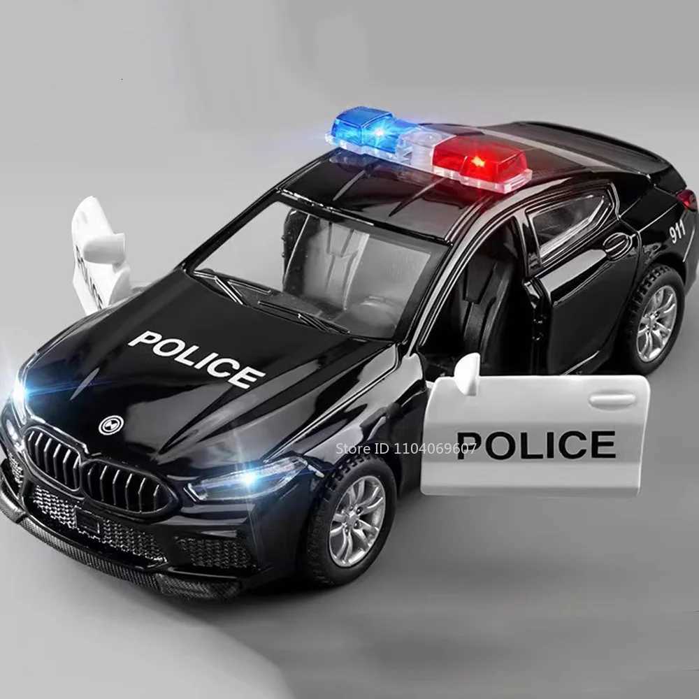 132 M8 Mini Police Car Toy Models Alloy Diecast Sound Light Pull Back 4 Doors Opened Rubber Tires Festival Vehicle Toys Gifts Y260319