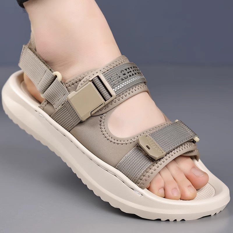 Sandals Man 2026 Summer New Style Casual Thick Topped Tower Sport Driving Outerwear Beach Shoes Men Hollowed Out Sandals