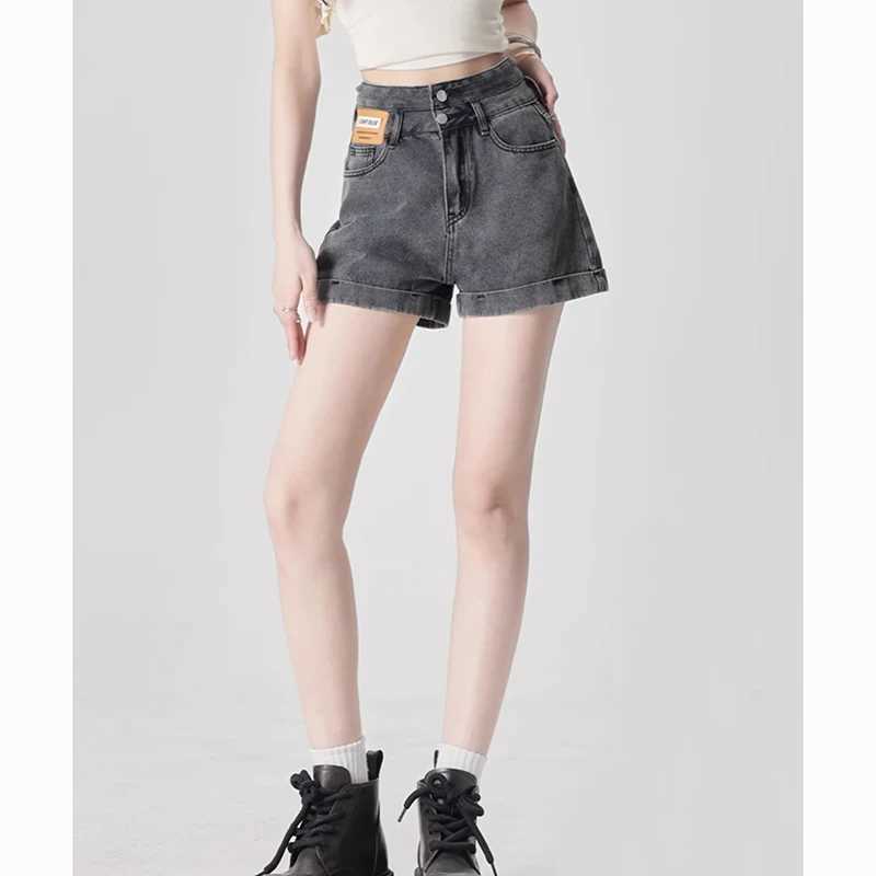 Summer Female Designer Casual High Waist Jeans Lady Thin A-Line Denim Shorts Girls Casual Fashion Baggy Short Pants M260319