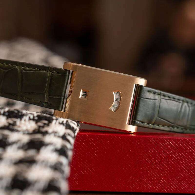 Square genuine men's retro 2025 new style light luxury gift high quality trend fashion gold simple quartz watch 26W0319