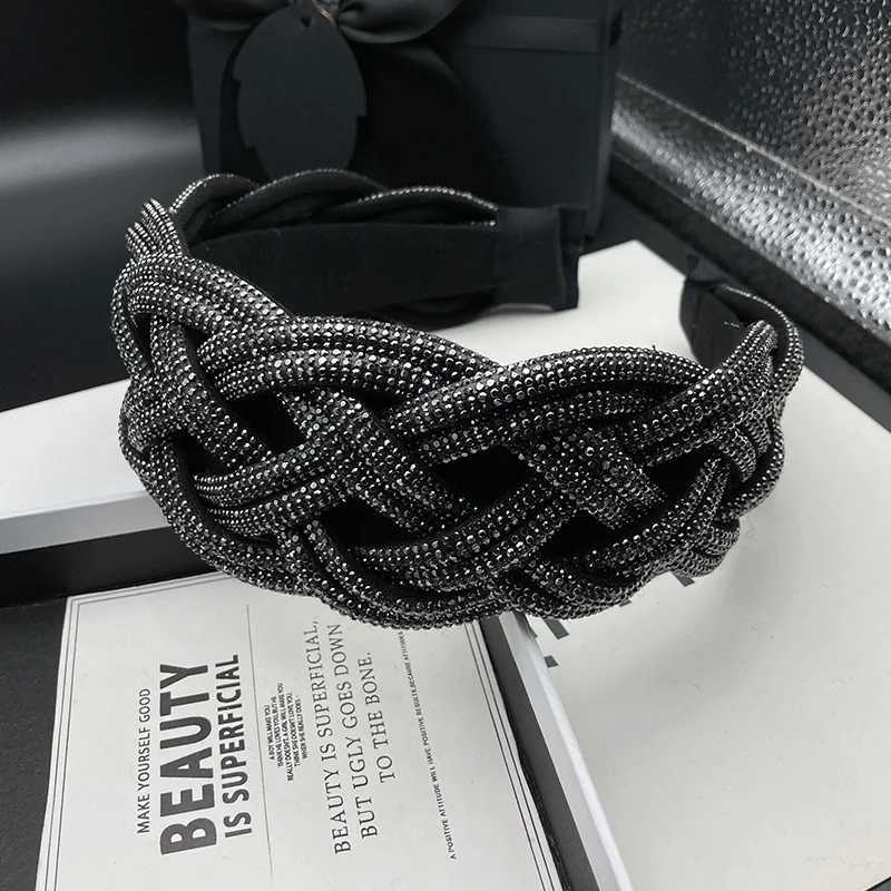 Fashionable heavy-duty diamond-encrusted hairpin and headband with high crown perfect for shopping and styling hair H260319