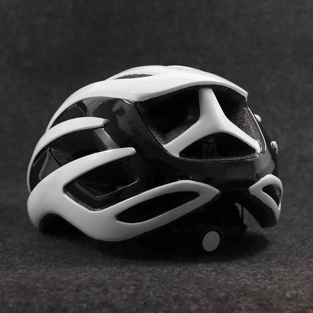 Ultralight Bike Helmet Road Mountain Bike Helmet General Purpose Mens Womens Bicycle Breathable NetRed Riding Safety Helmet H260319