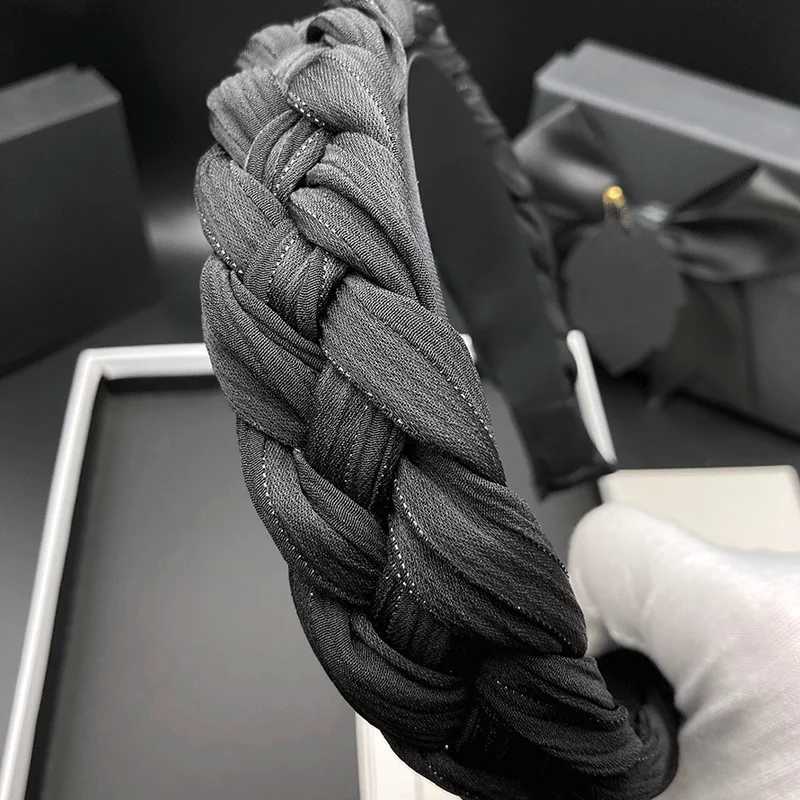 Retro black hairpin headband for women with adult temperament high cranial top hair cavity headpiece pressed hair headband H260319