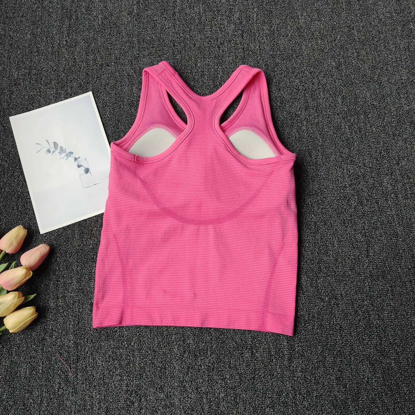 Summer Womens Sleeveless Sports Vest Tight-Fitting Quick-Dry Casual Fitness Top Running Shirt Tank Tops Yoga Wear Pilates Tops Z20260319