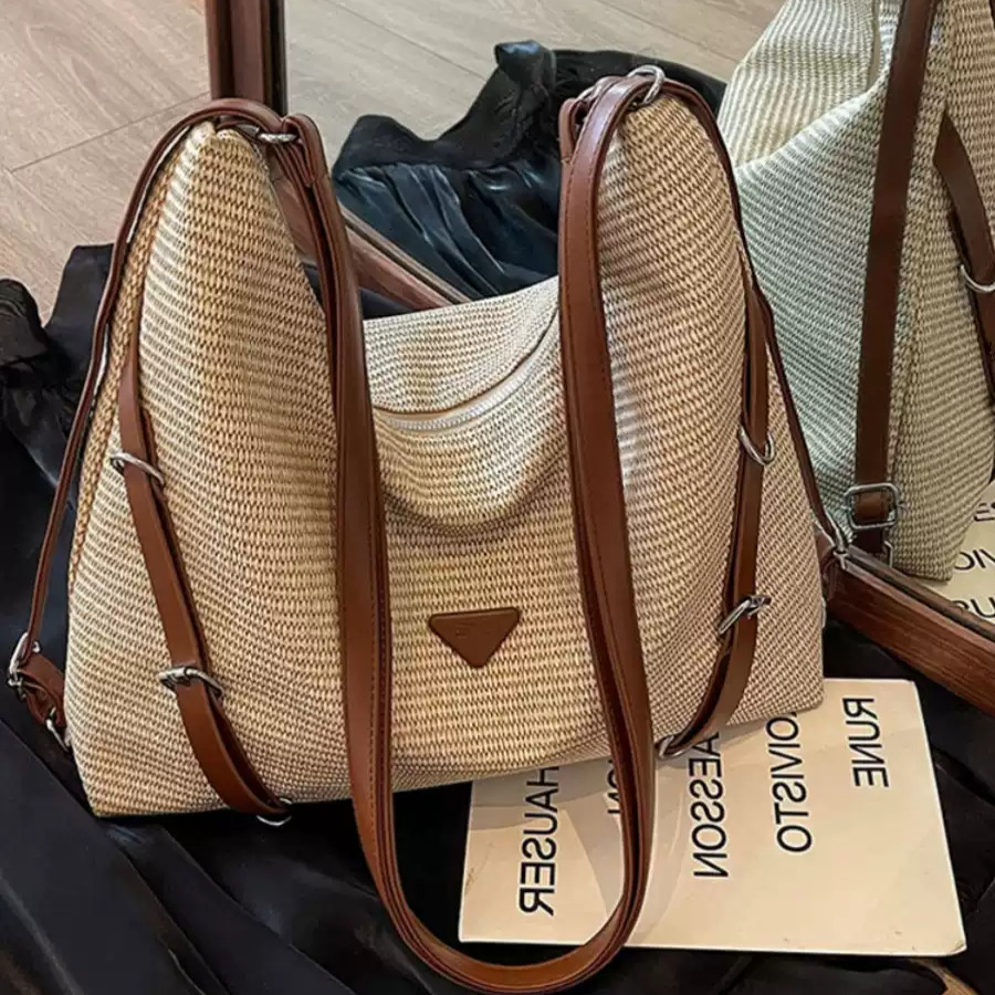 2026 Luxury Brand Women's Retro Shoulder Bag Trendy Large Capacity Commuting Backpack Versatile Lightweight Leisure Vacation Travel Bag Fashion H