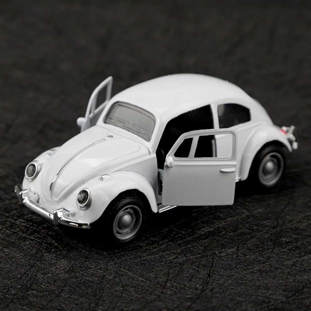 Retro Beetle Alloy Car Model Toy for Collection Exquisite Simulation Design Cake Decoration Home Office Display Gift Y260319